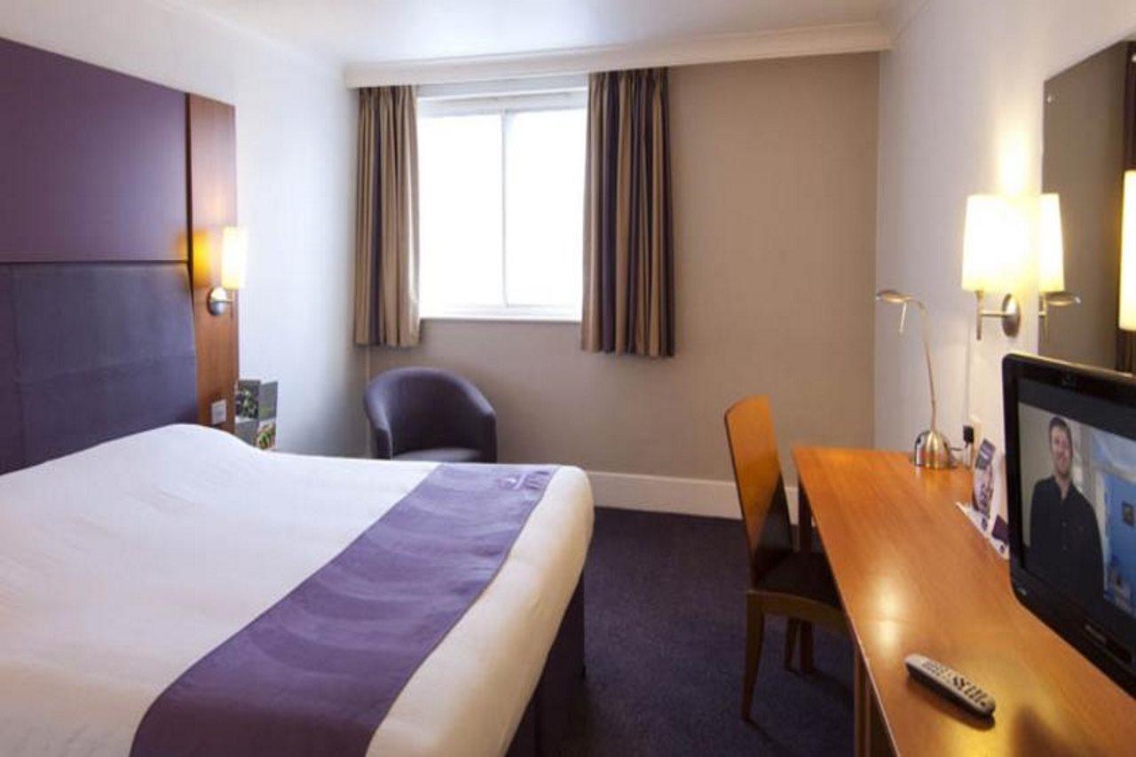 Premier Inn Dunstable / Luton 외부 사진